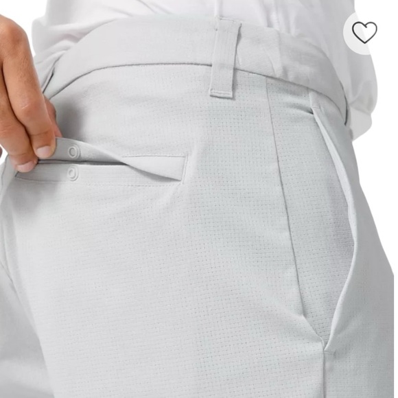 Lululemon Commission Short 9" Mesh Fabric - Picture 4 of 15